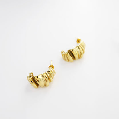 Sunlit Ripple Studs