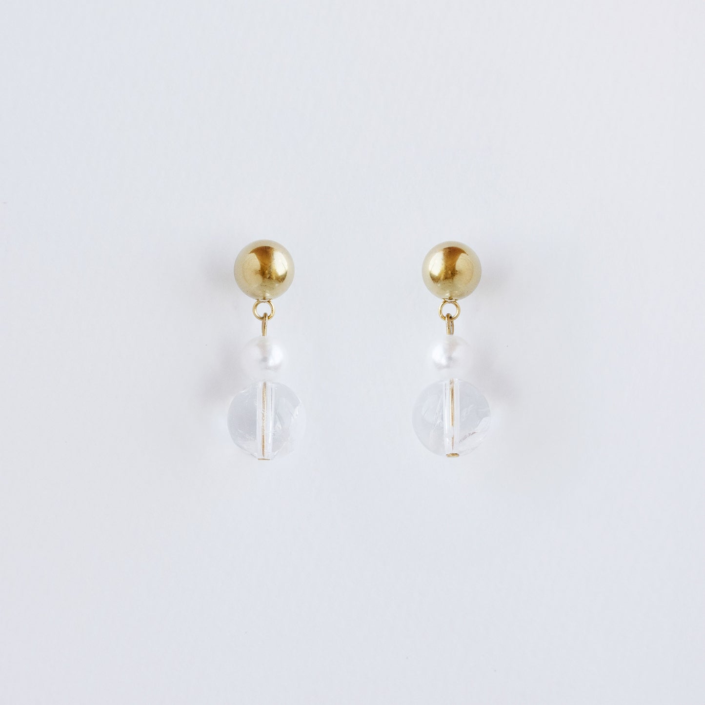 Summertime Vermeer|Gradient Clear Quarts Pearl Earrings