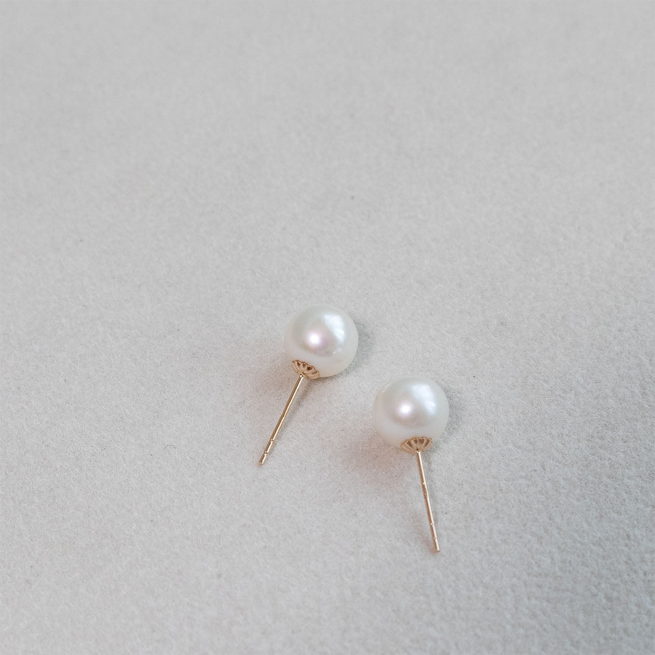 Lumière Pearl Stud